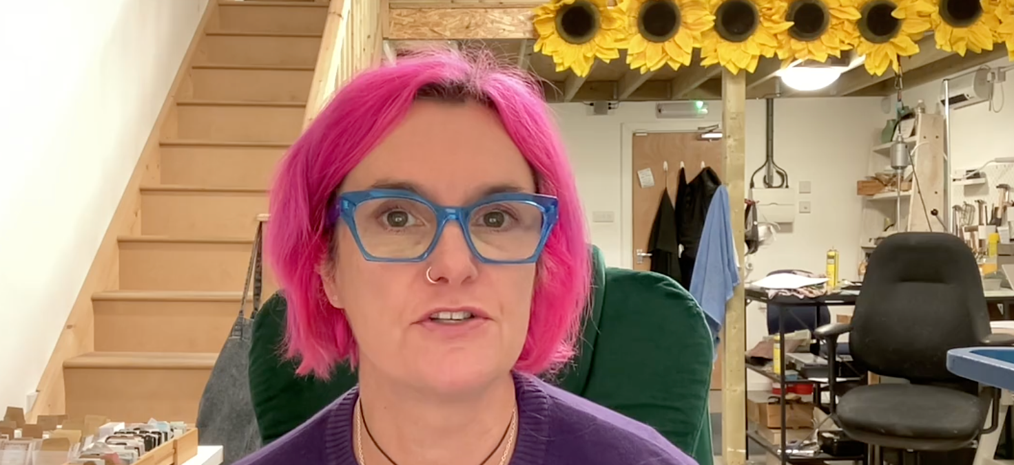 Protecting Yourself From AI-Generated Fake Jewellery Retailers