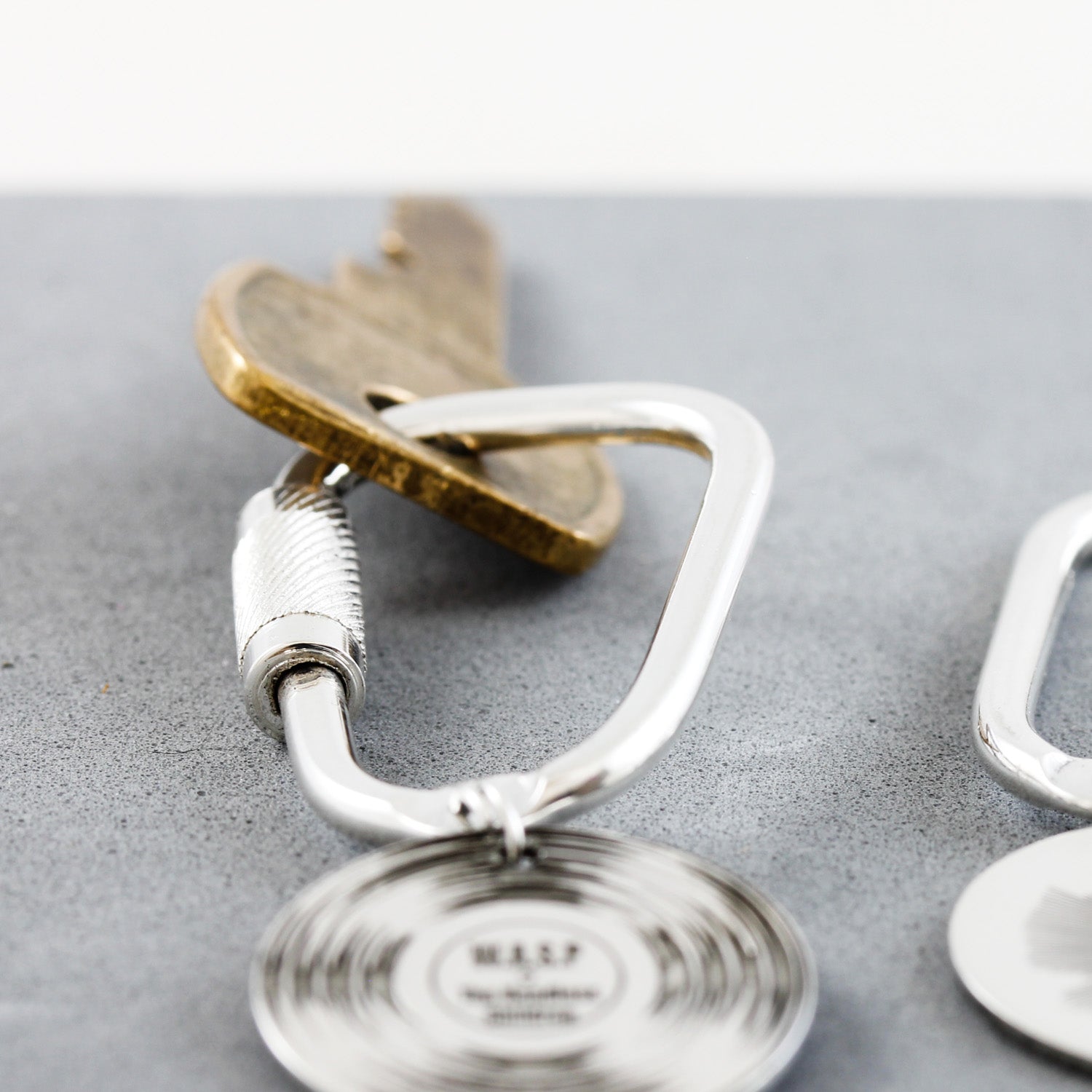 vinyl record personalised silver keyring detail