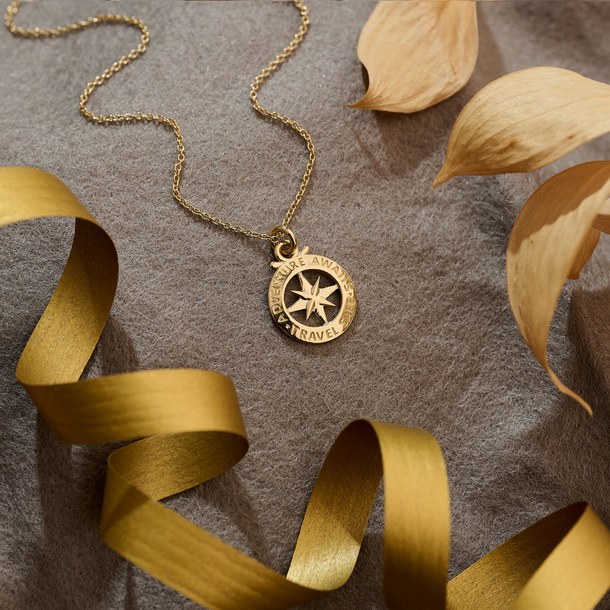 small solid 9ct gold st christopher alternative necklace compass pendant