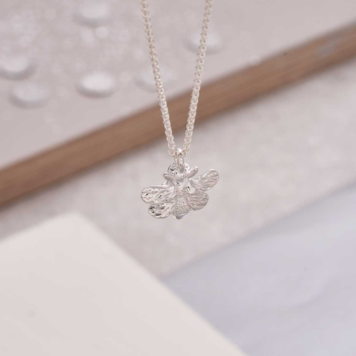 Busy Bee Necklace - Elegant Nature Statement