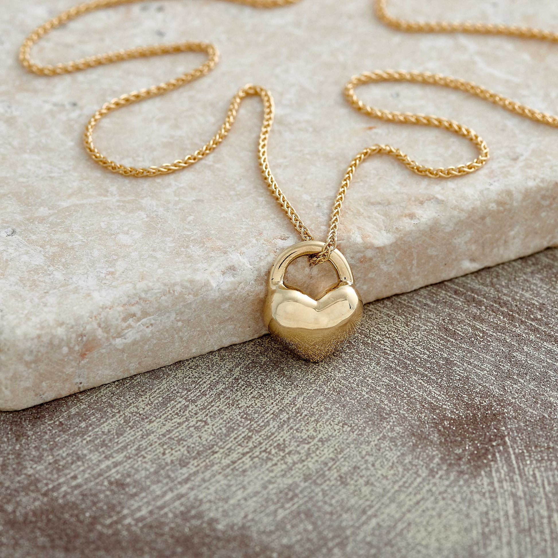 solid gold chunky heart pendant scarlett jewellery
