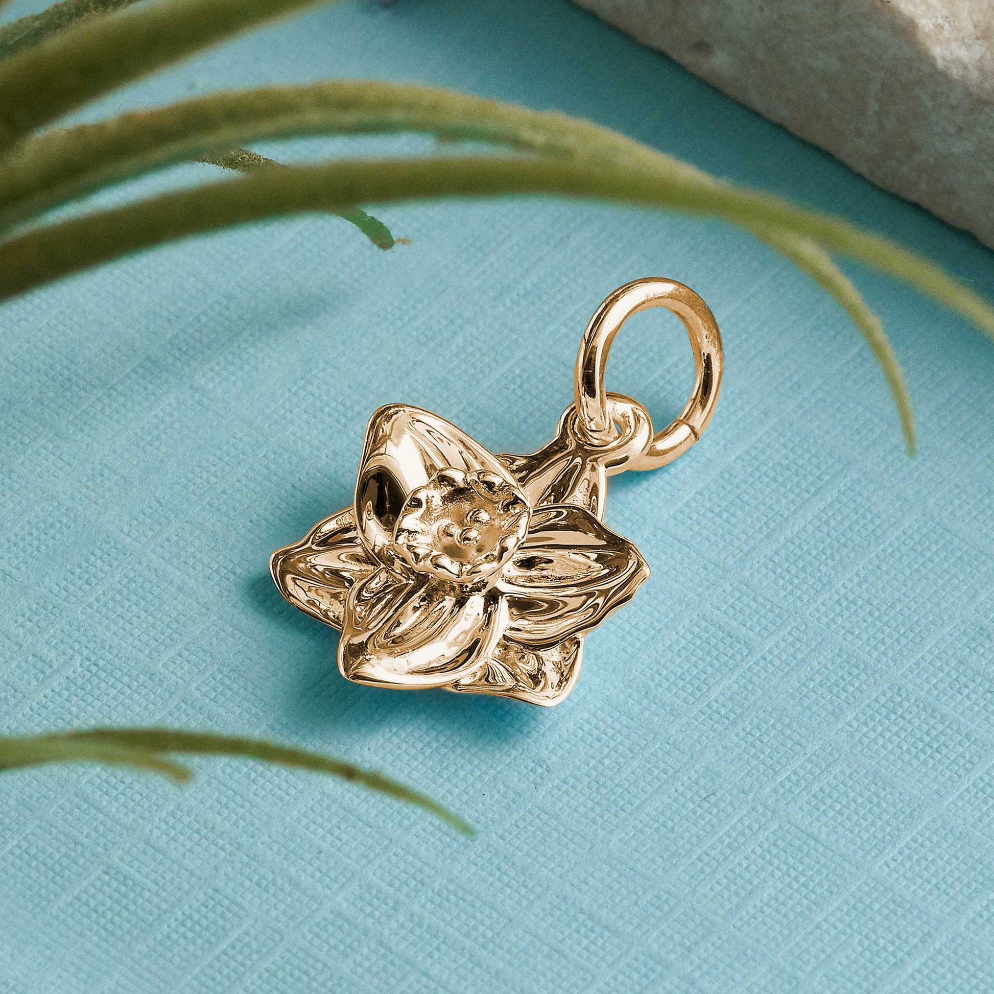 march birth flower charm daffodil narcissus jonquil