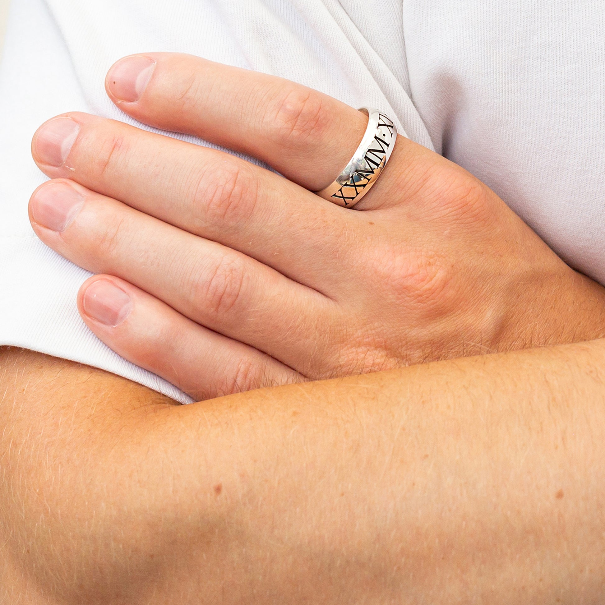 polished finish roman numerals ring scarlett jewellery Brighton UK