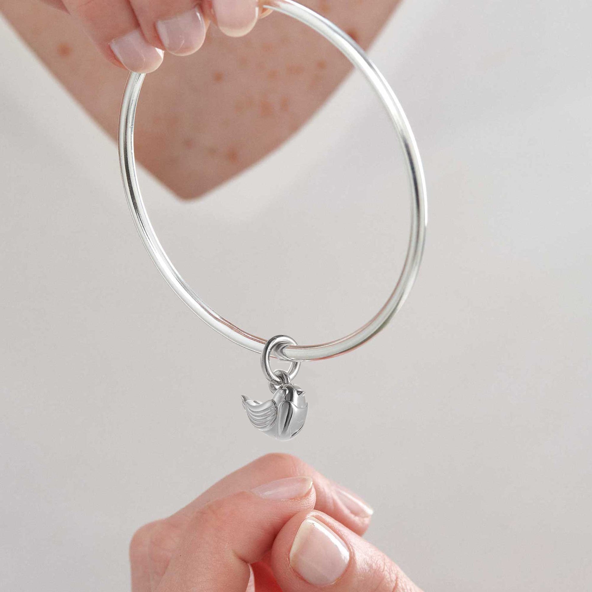 Solid silver robin redbreast bird charm bangle scarlett jewellery christmas gift girlfriend