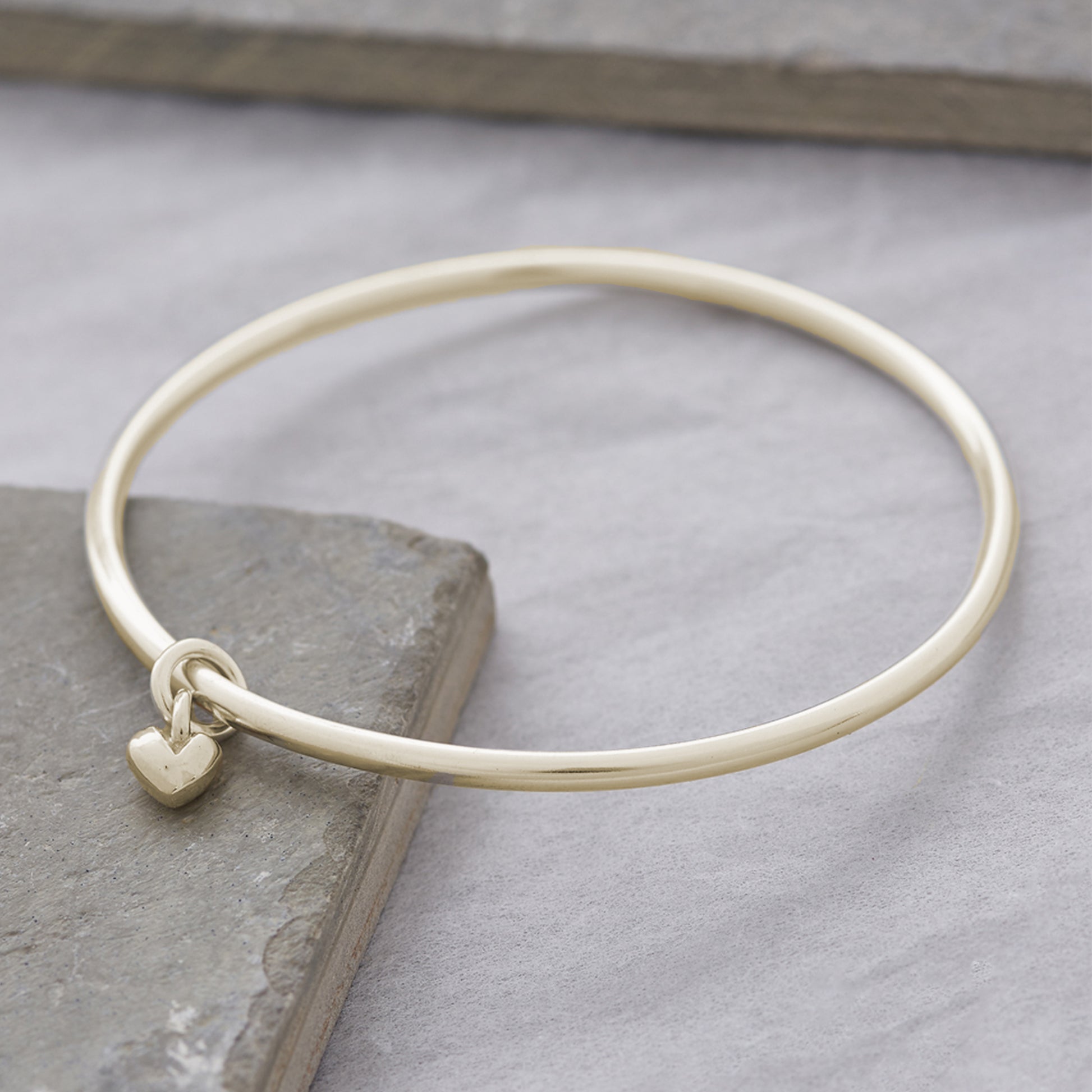 recycled solid gold heart bangle made in UK Scarlett Jewellery
