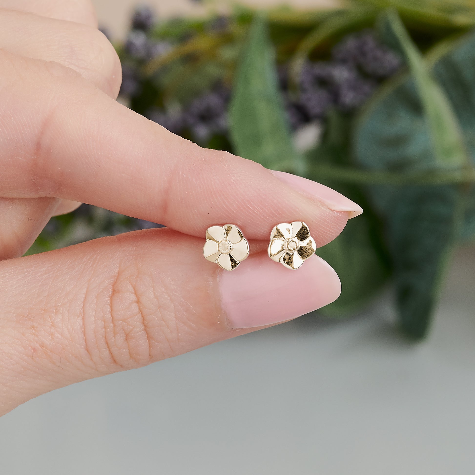 18ct gold vermeil forget-me-not flower stud earrings by Scarlett Jewellery UK Gift for loss everlasting memory