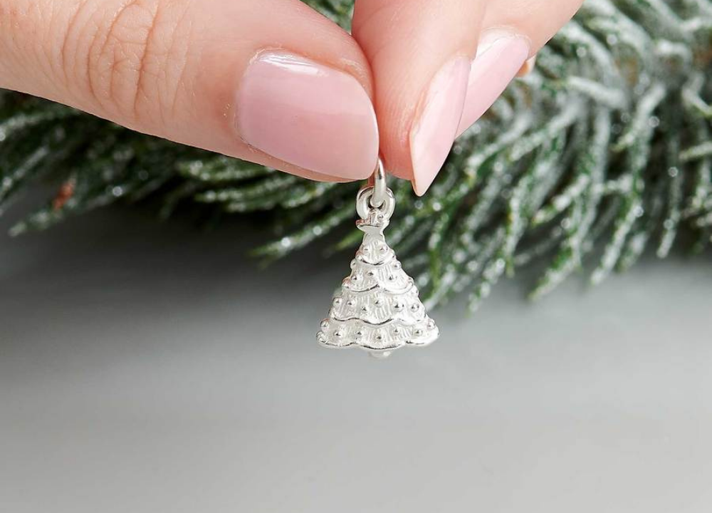 10 Jewellery Christmas Gift Ideas for Her