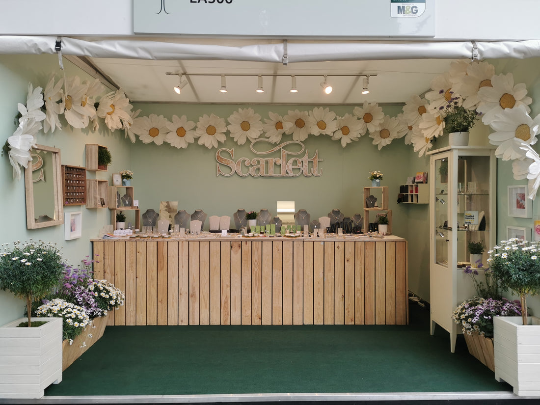 Flower Jewellery For Chelsea