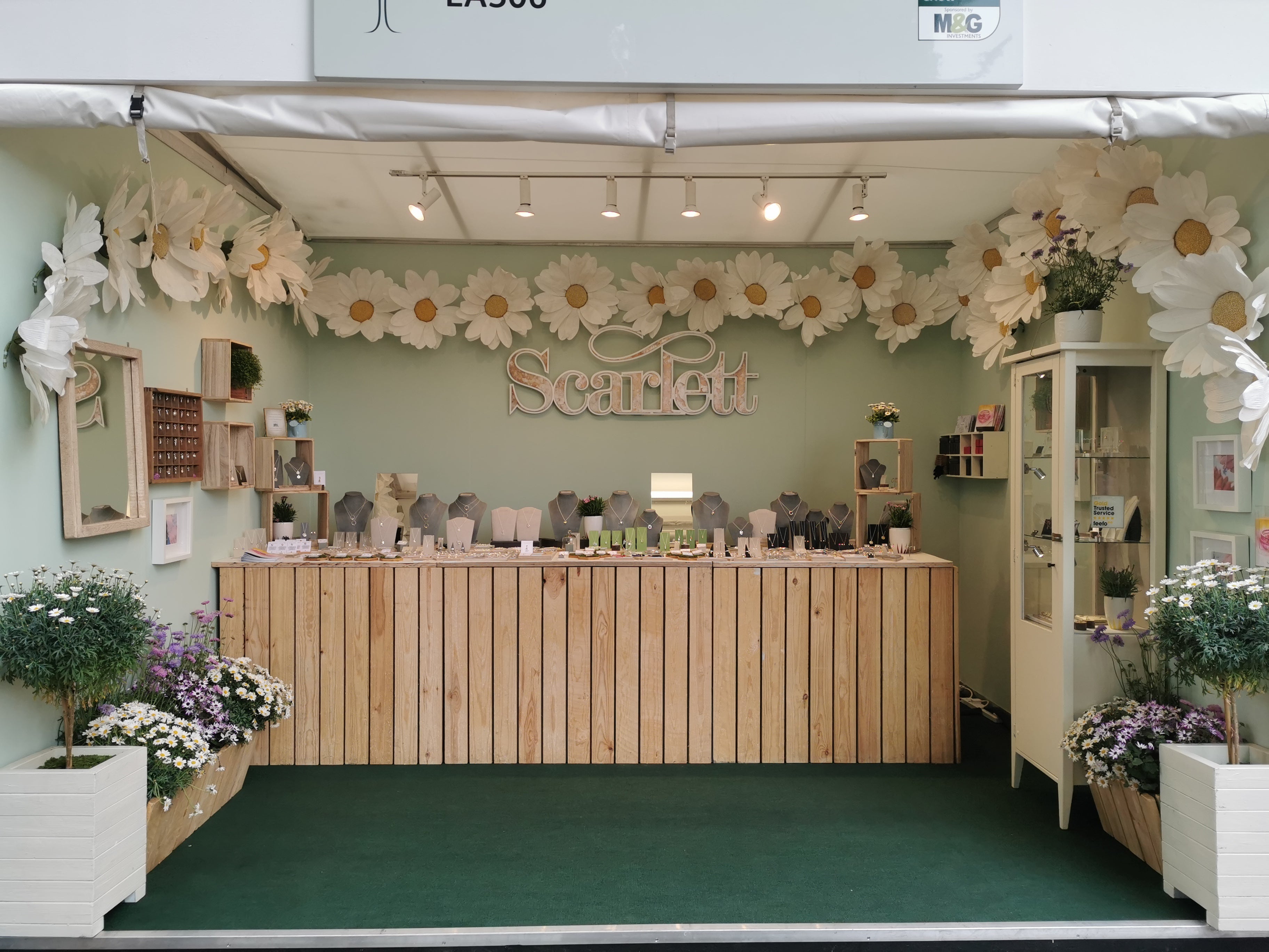 Flower Jewellery For Chelsea