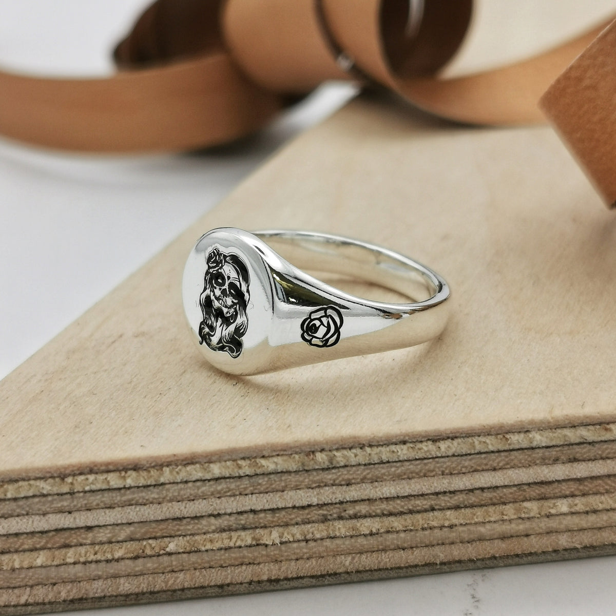 cusotm engraved rose day of the dead tattoo signet ring 