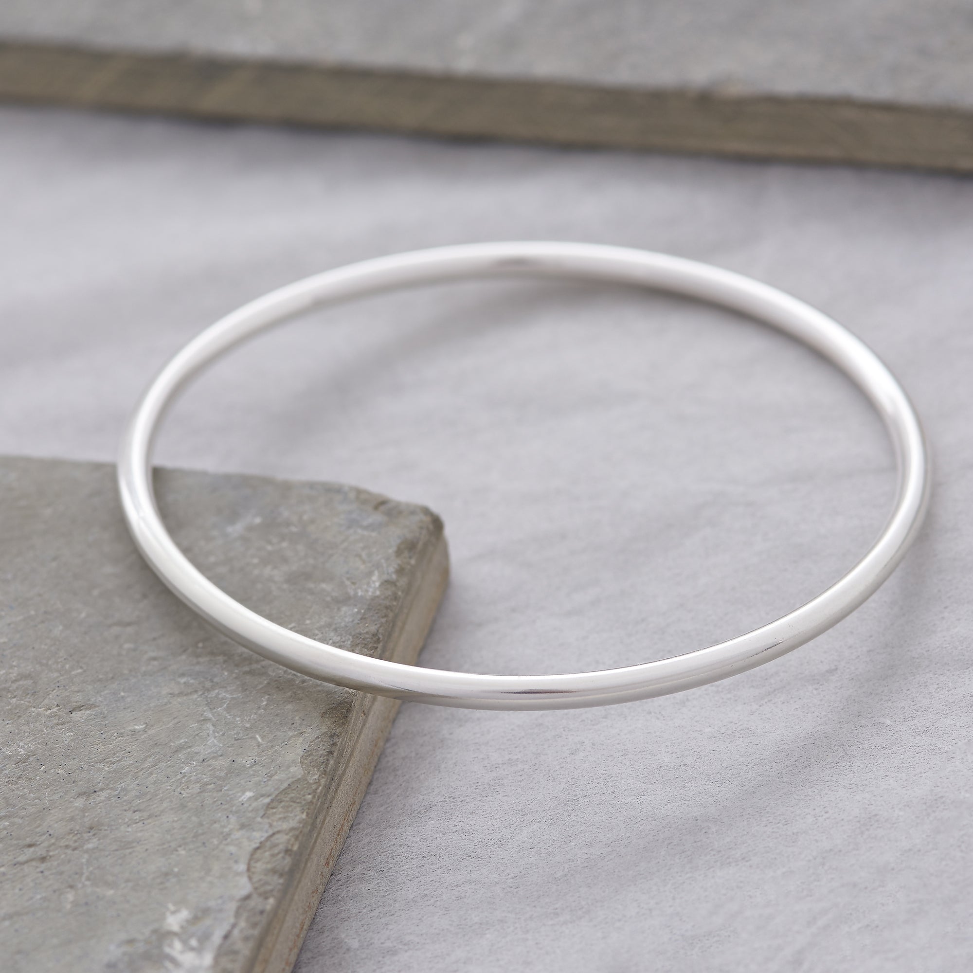 plain round wire silver bangle 3mm thick 60mm inside diameter