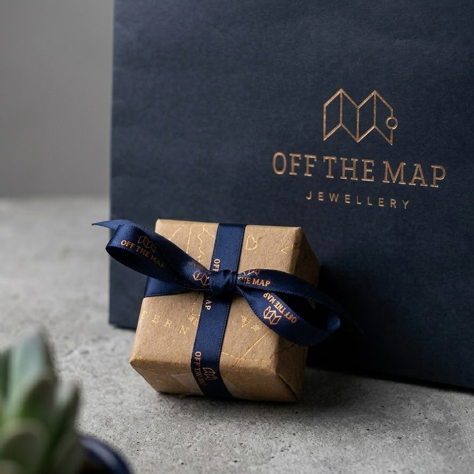 Off the map jewellery gift wrapping