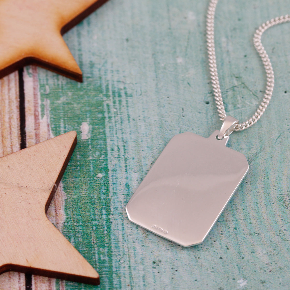 Back of cast silver dog tag Saint Christopher pendant on 2.1mm curb chain