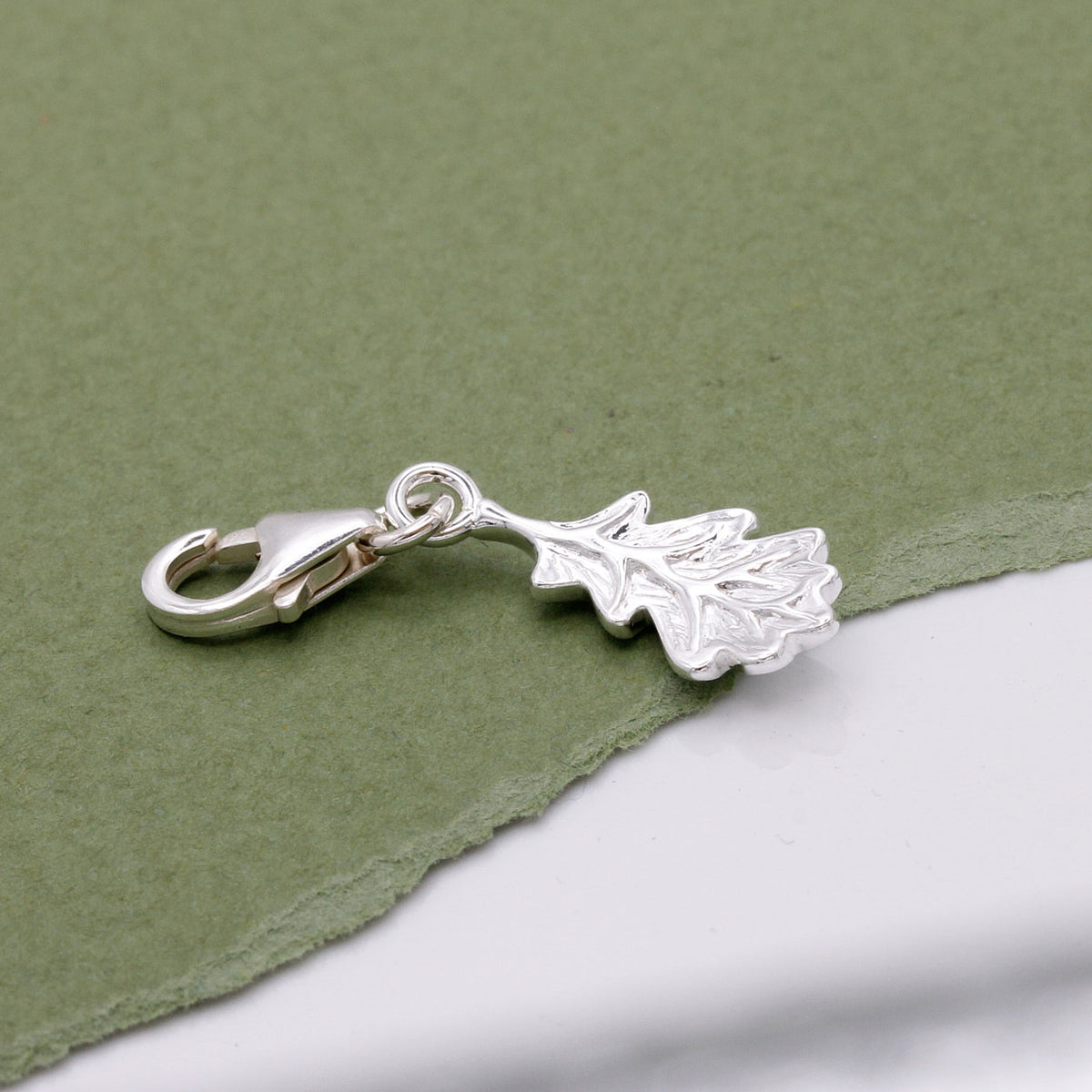 Charm en argent feuille de chêne