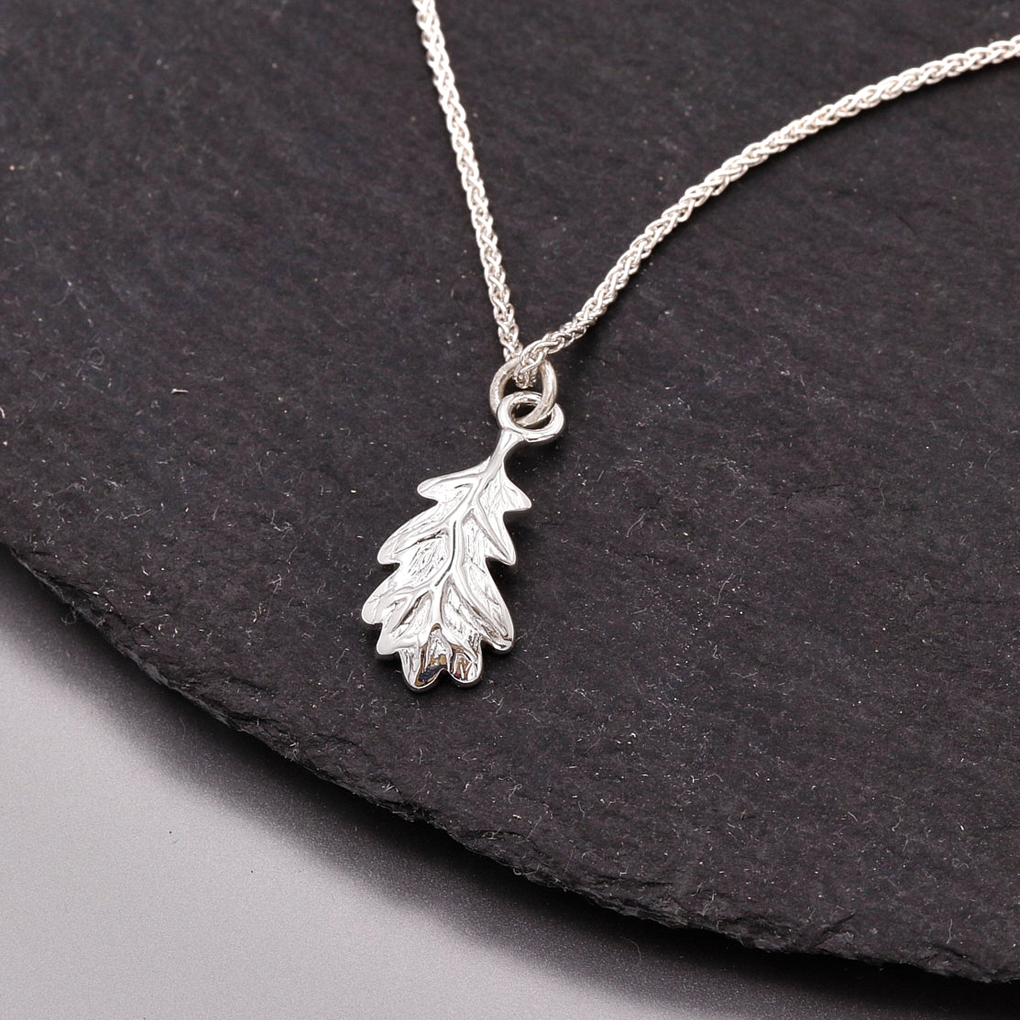 Charm en argent feuille de chêne