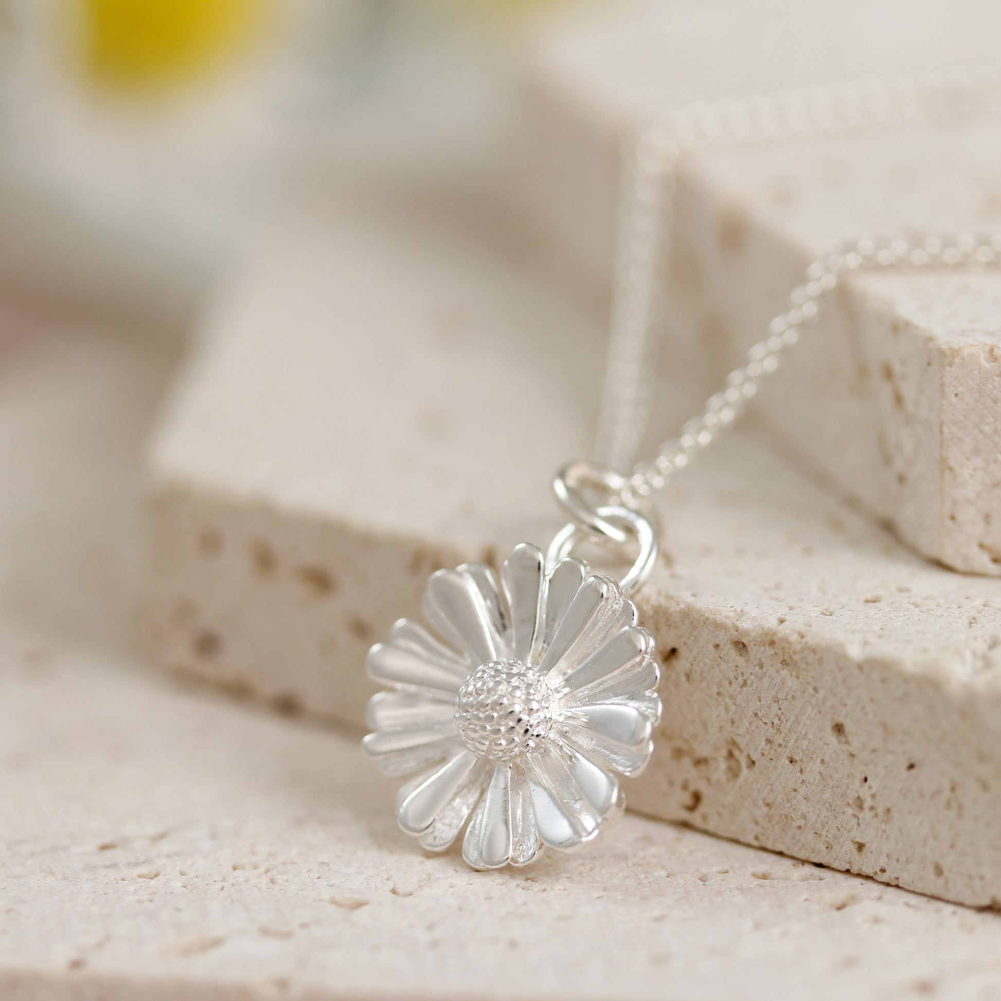 daisy flower sterling silver charm necklace