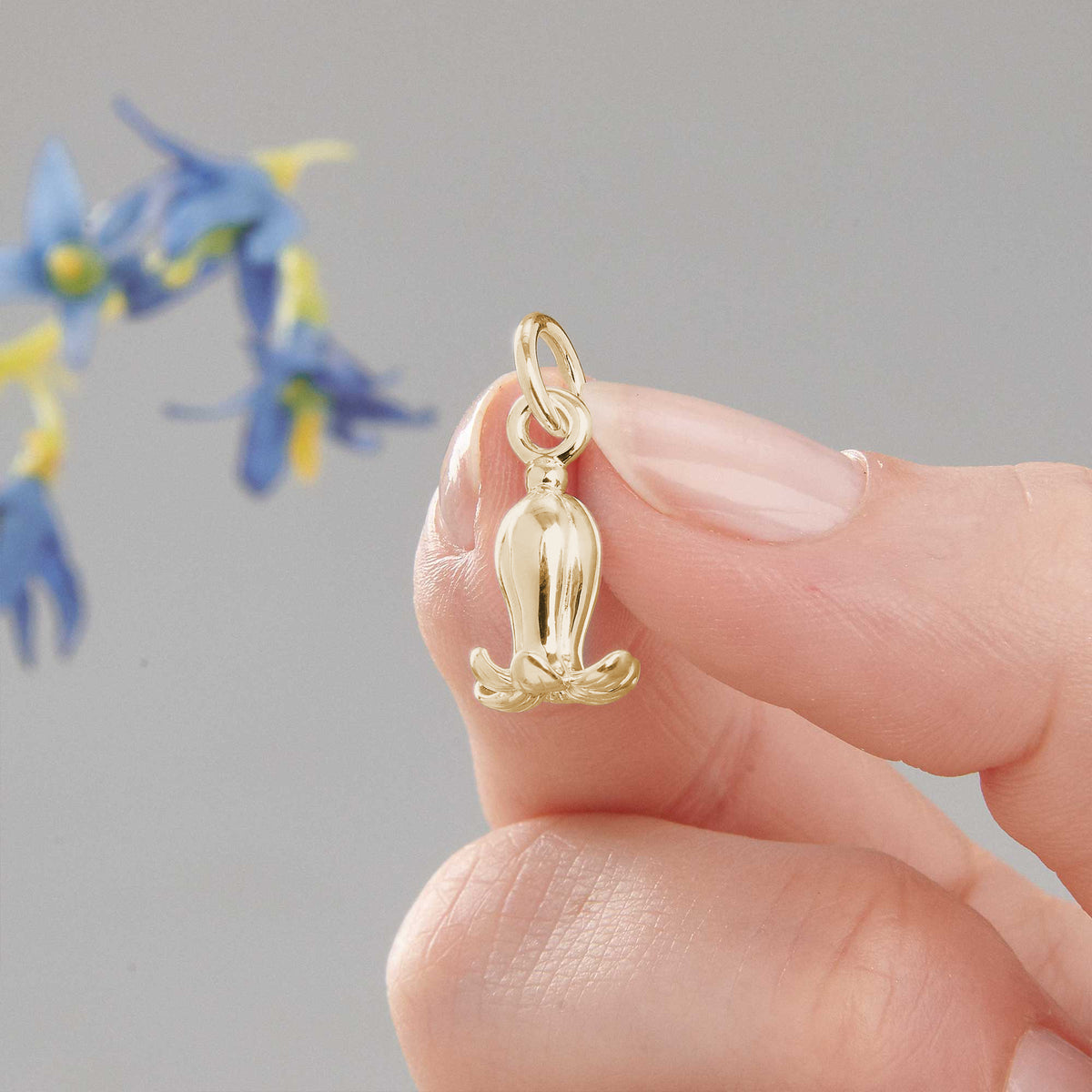 solid 9ct gold bluebell charm pendant