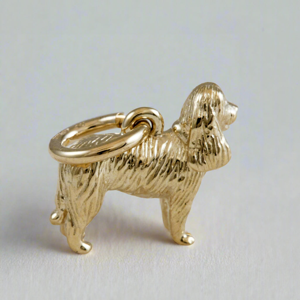 solid gold king charles spaniel charm detail