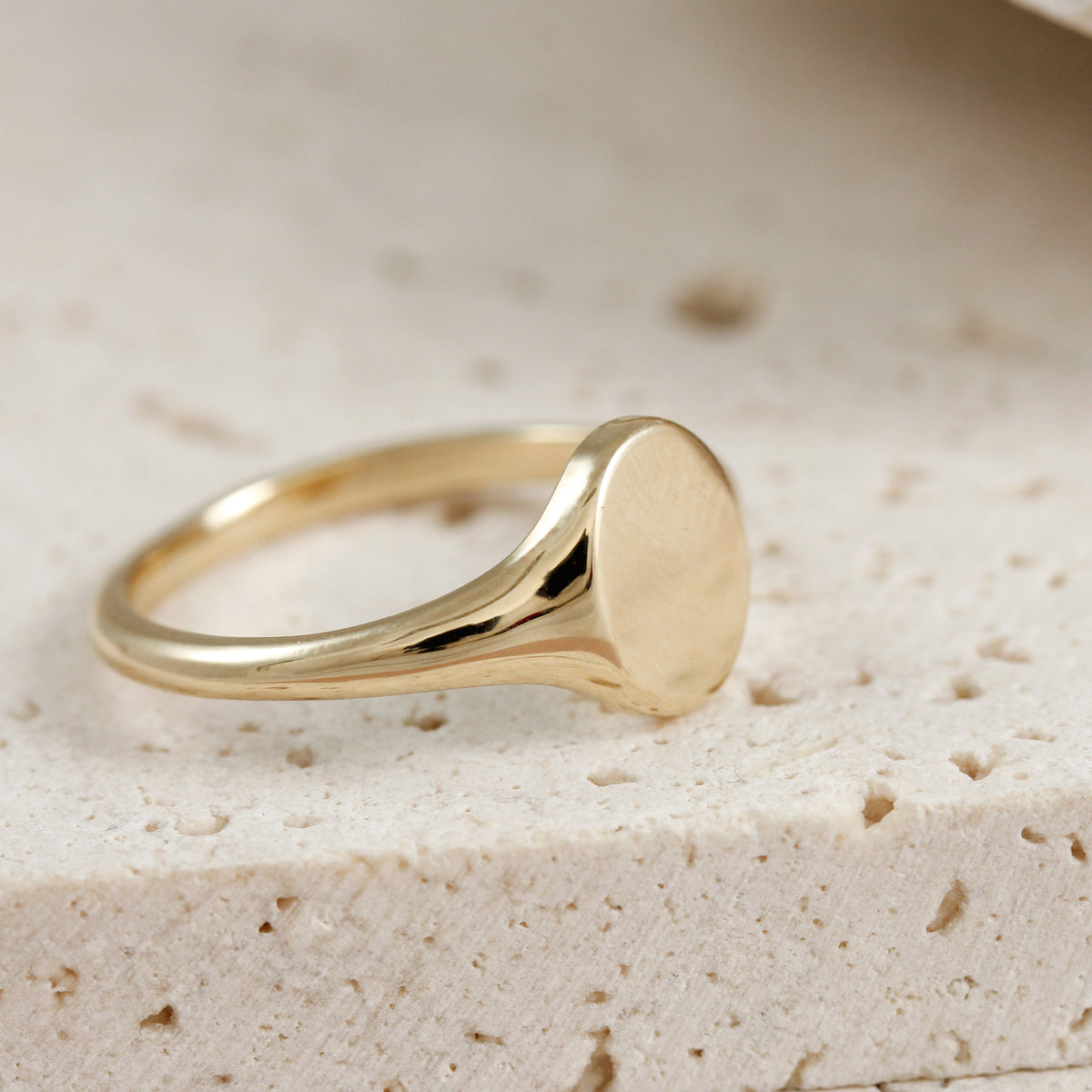 7mm x 9mm oval solid gold signet ring