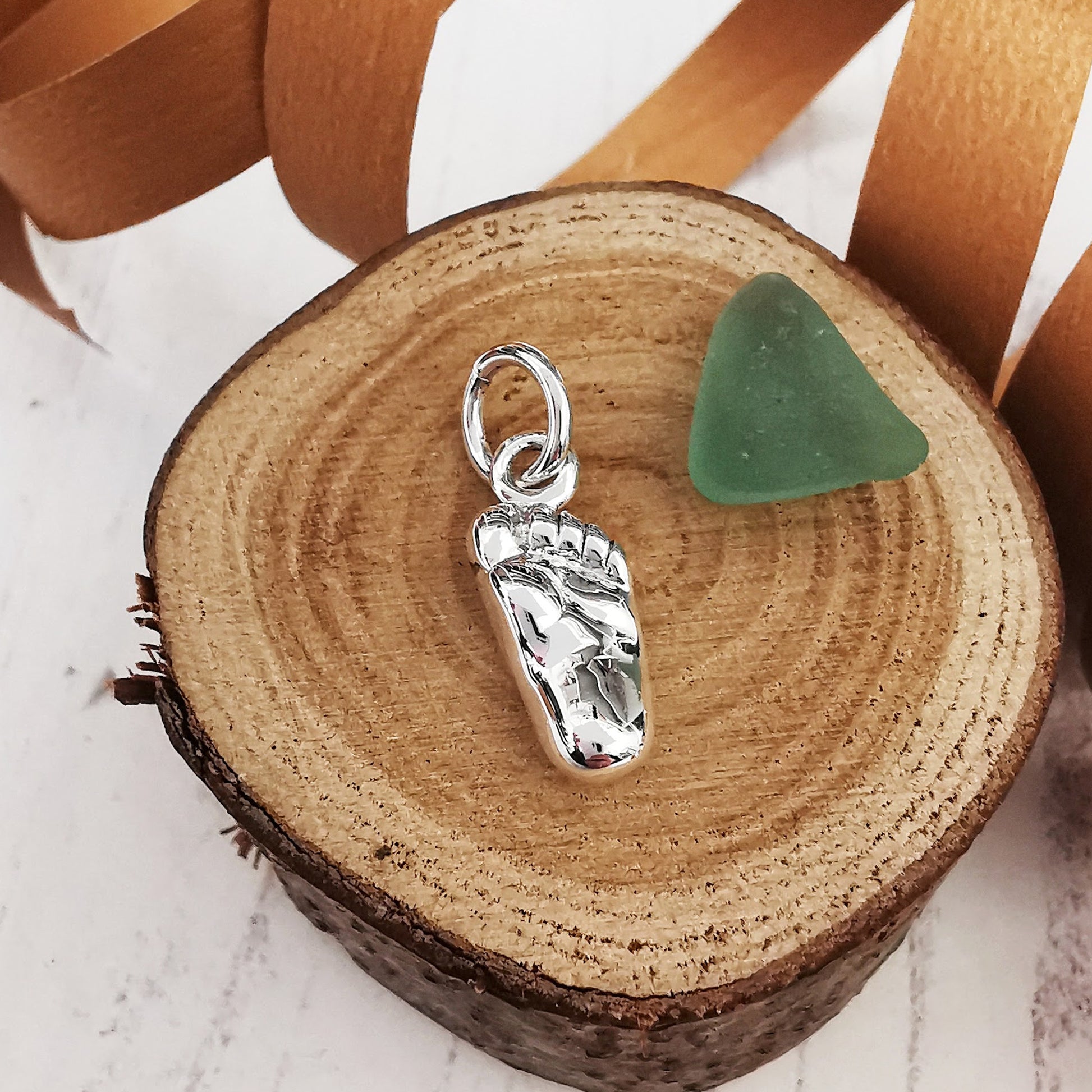 tiny baby foot new baby charm gift for new mum