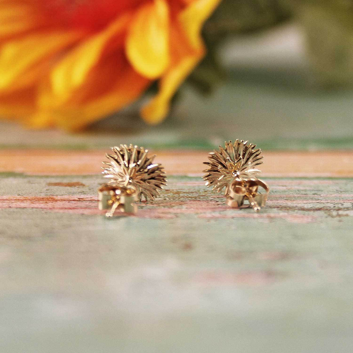 solid gold sunflower stud earrings flower studs chelsea flower show