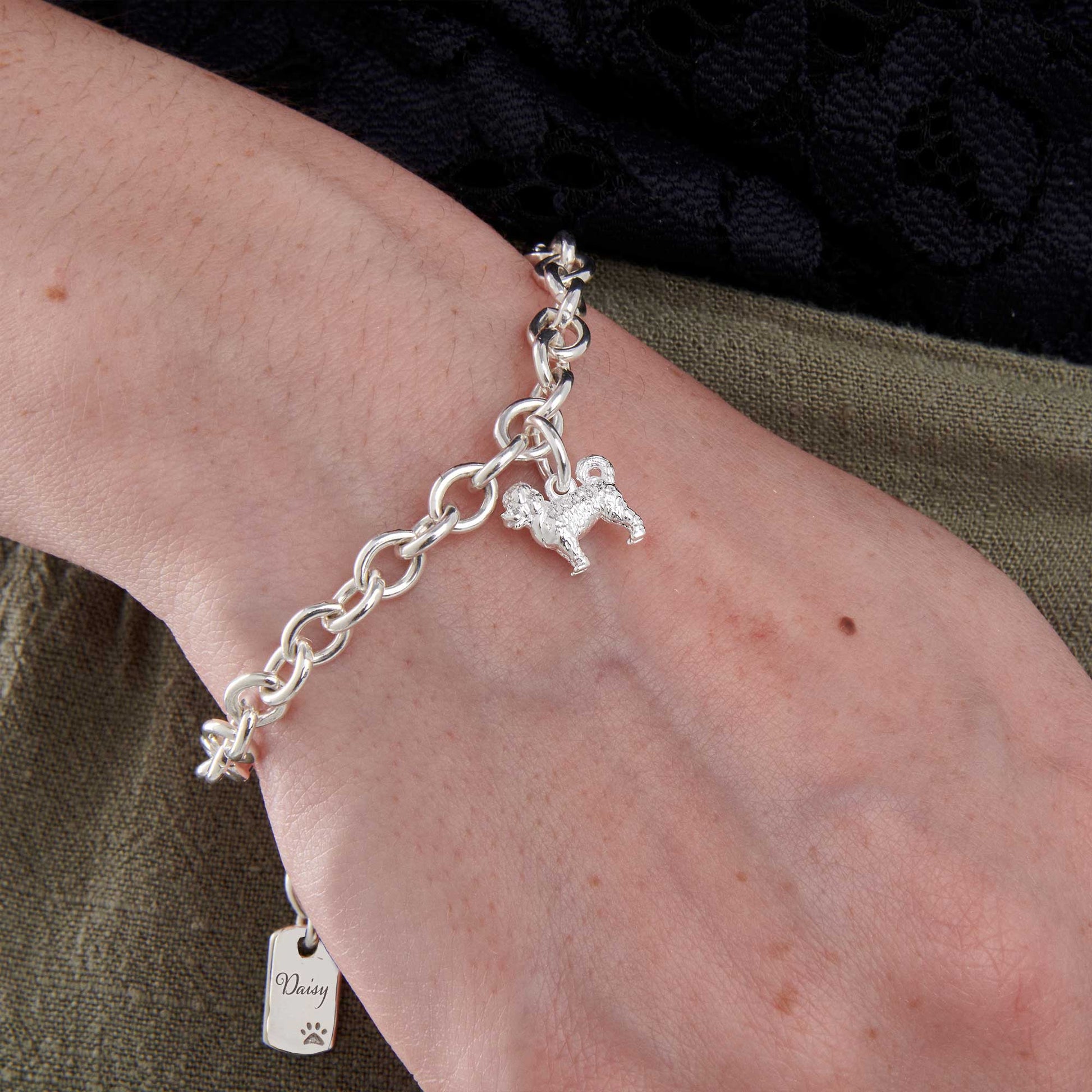 cavapoo cavoodle spoodle silver charm bracelet with personalised engraved dog tag scarlett jewellery