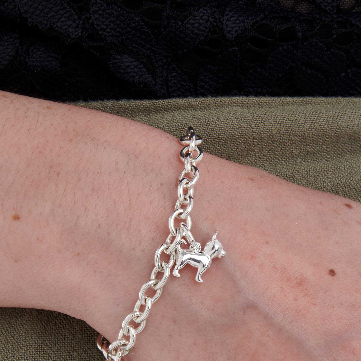 chihuahua silver dog charm bracelet