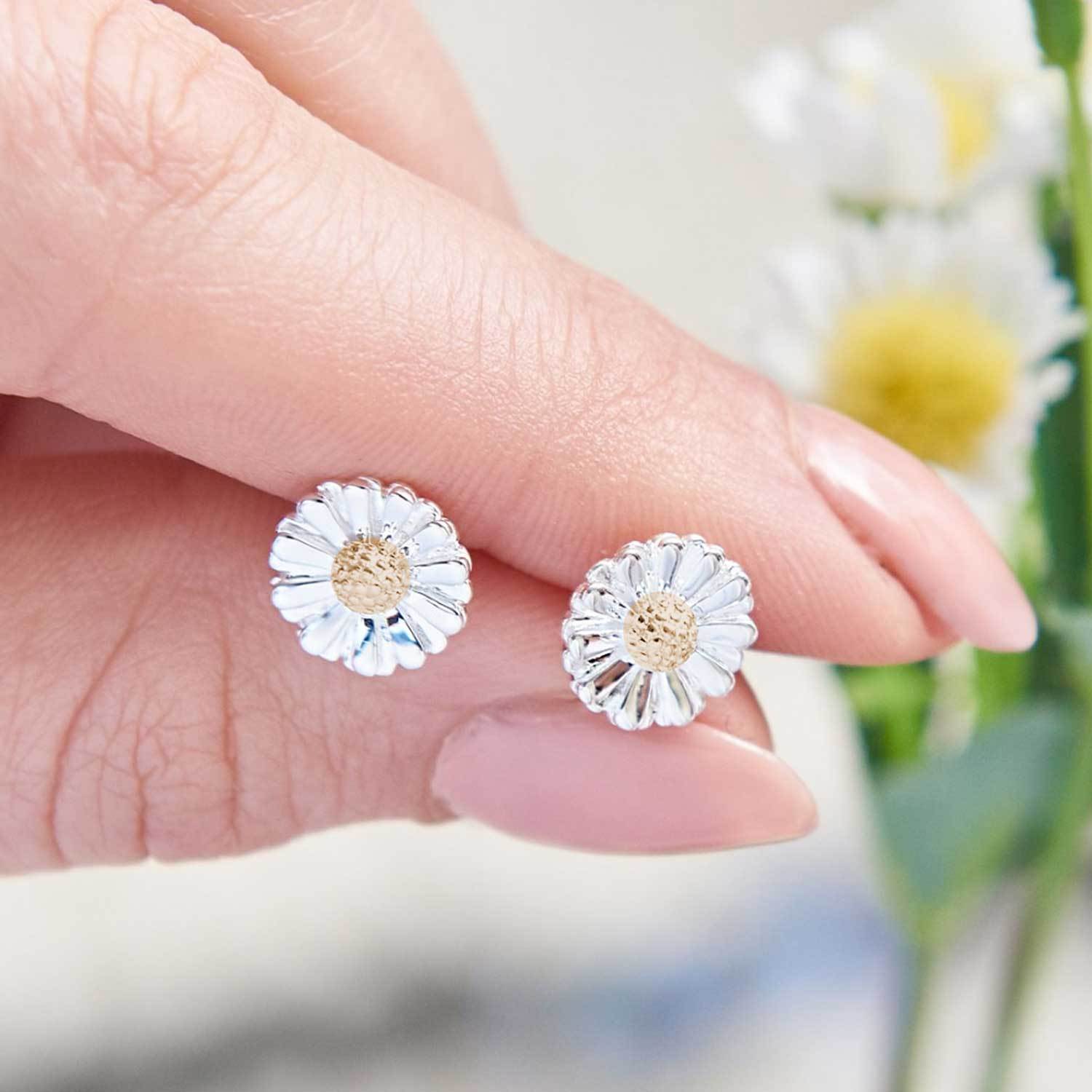Daisy silver and solid gold centre stud earrings RHS Chelsea flower show Scarlett Jewellery
