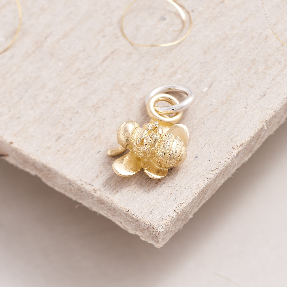 Bumble Bee Solid Gold Bracelet Charm Scarlett Jewellery