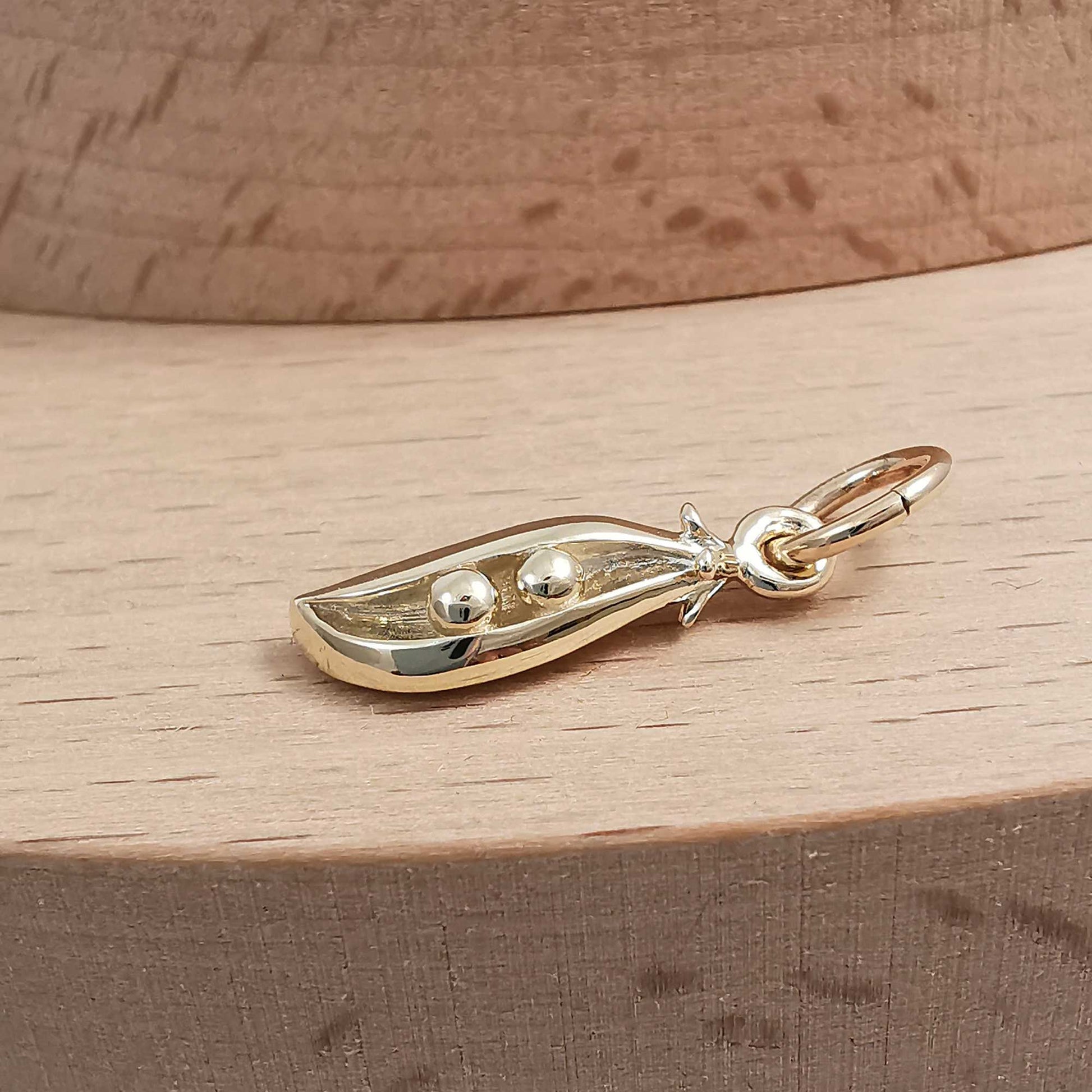 solid gold two peas in a pod bracelet charm scarlett jewellery UK