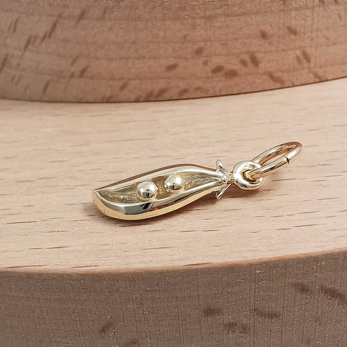 solid gold two peas in a pod bracelet charm scarlett jewellery UK