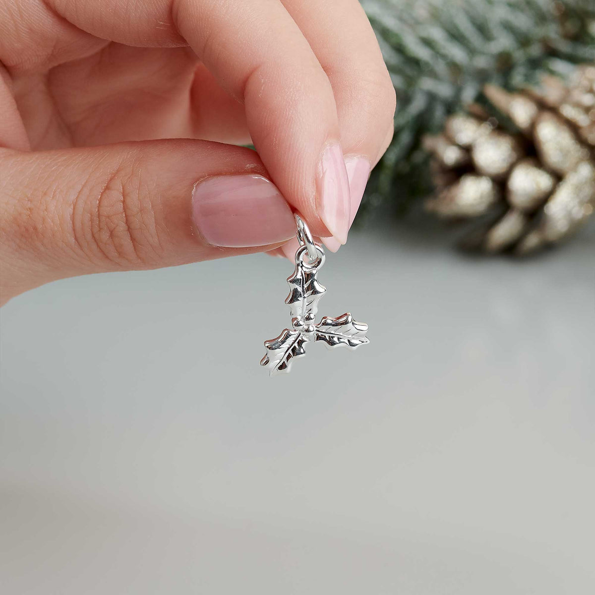 Sterling silver holly leaf charm christmas bracelet scarlett jewellery