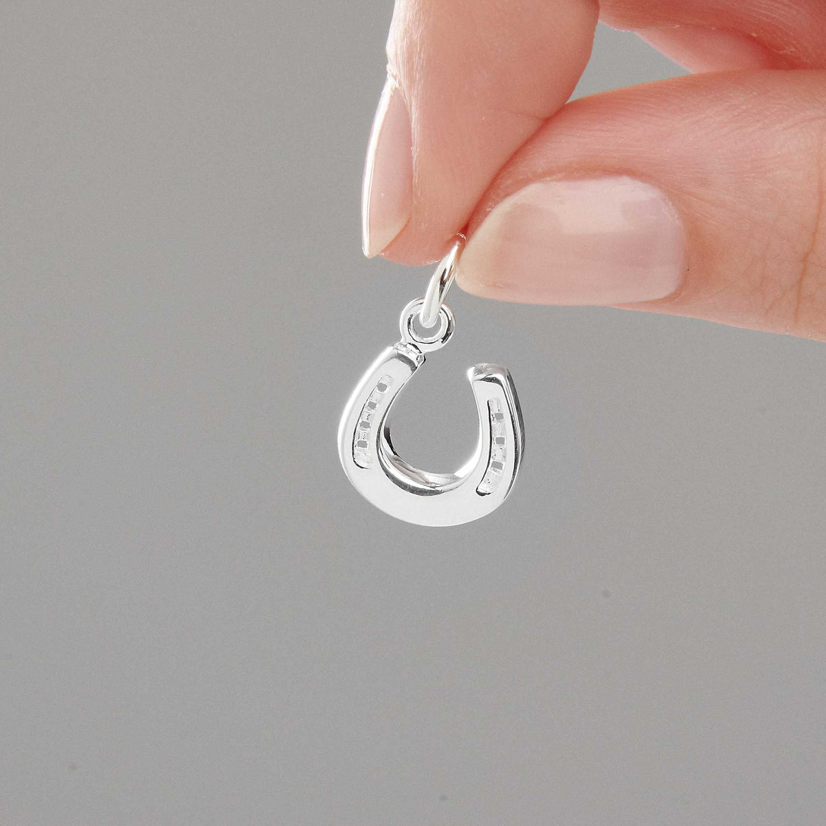 solid silver lucky horse shoe silver charm