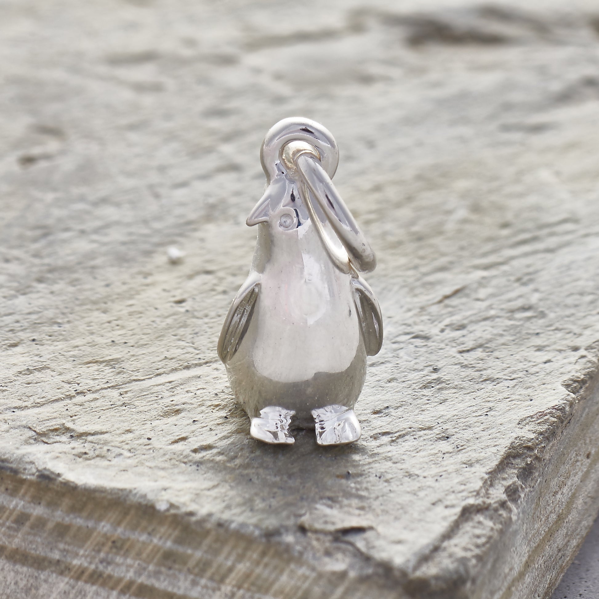 Silver Penguin Bracelet Charm with perfect detail free UK delivery