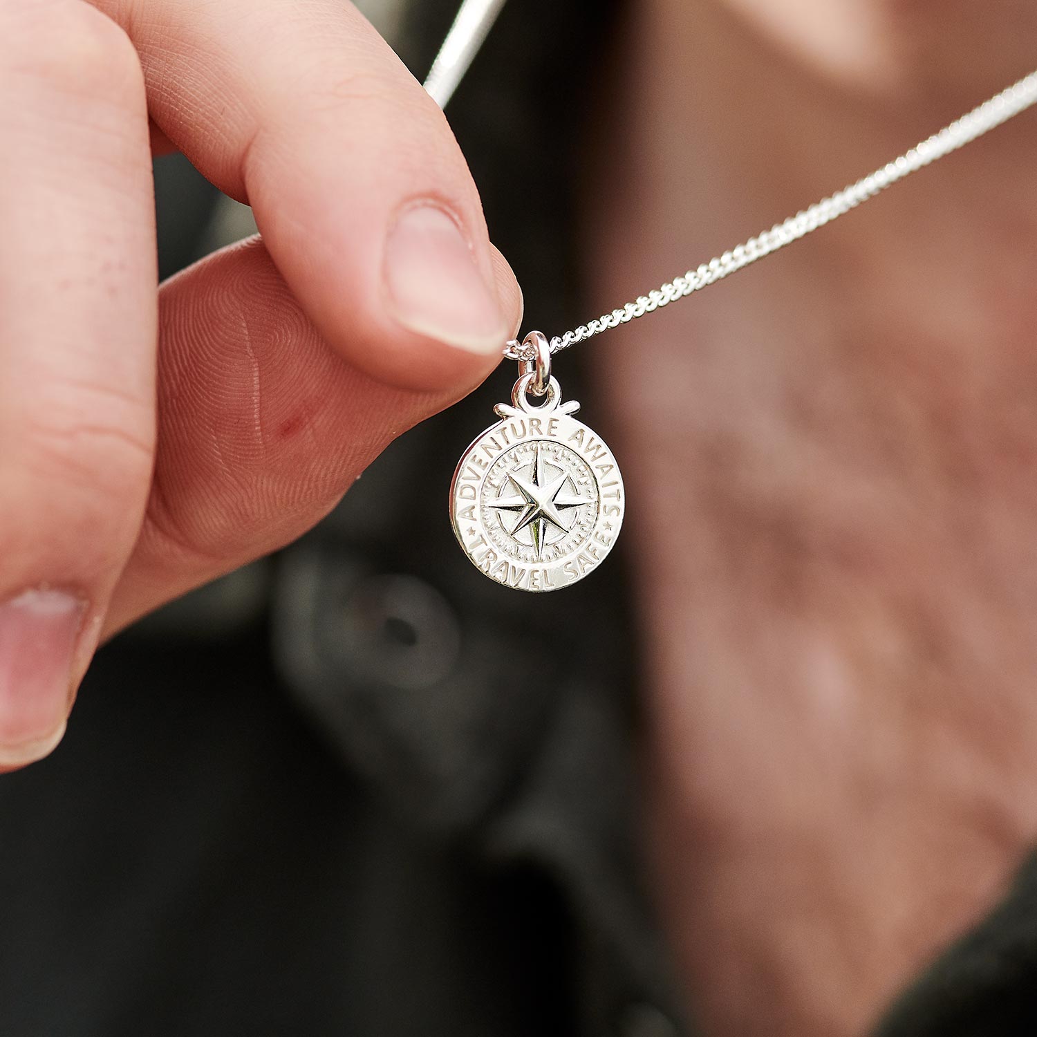 POLISHED FINISH COMPASS NECKLACE