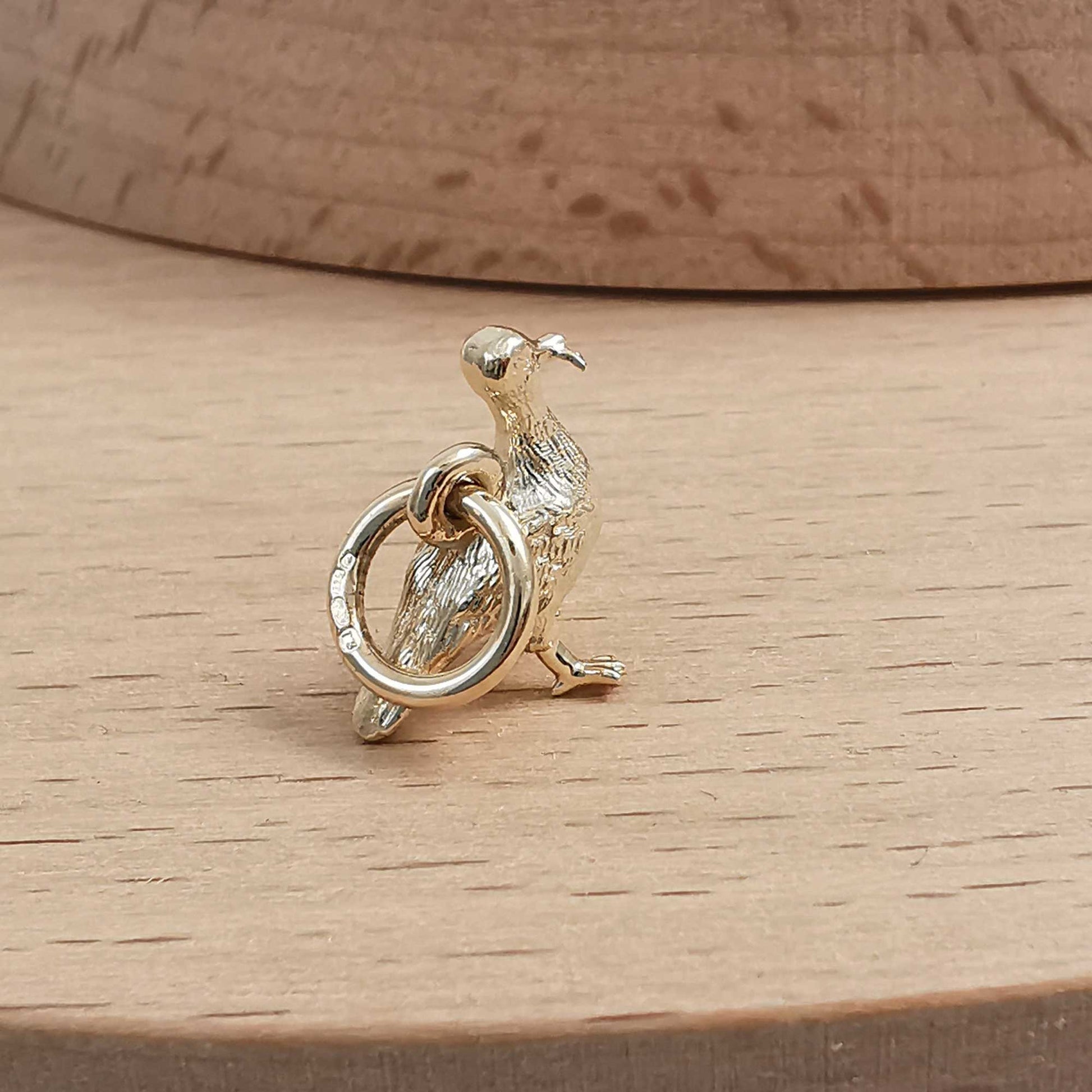 solid gold seagull bird charm scarlett jewellery Brighton UK